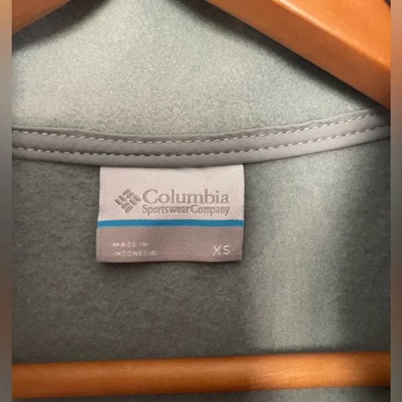 NWOT Columbia fleece pull over - Picture 3 of 5